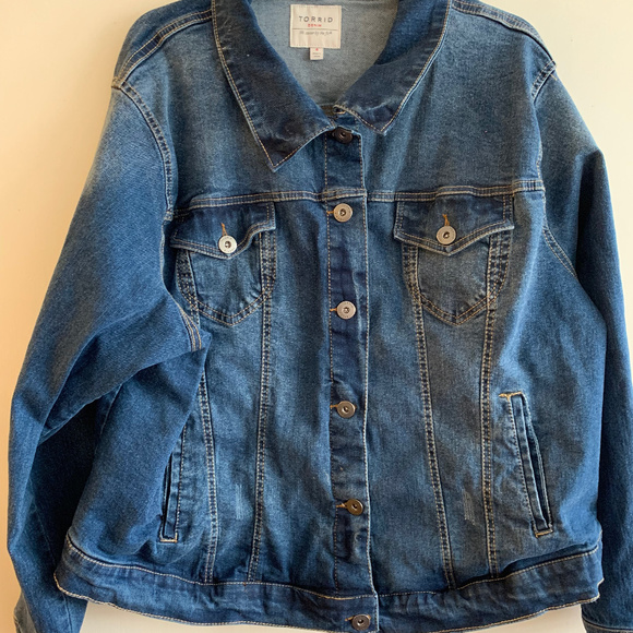 torrid Jackets & Blazers - NWOT Torrid Denim Jacket